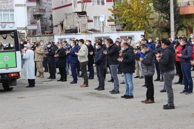 Giresun’da Sağlık Personeli Korona Virüse Yenik Düştü
