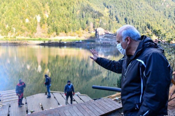 Başkan Zorluoğlu Uzungöl’de İncelemelerde Bulundu