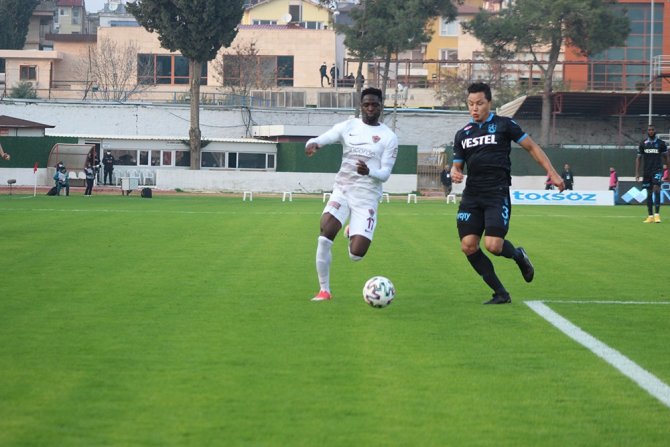 Süper Lig: A. Hatayspor: 0 - Trabzonspor: 0 (İlk Yarı)