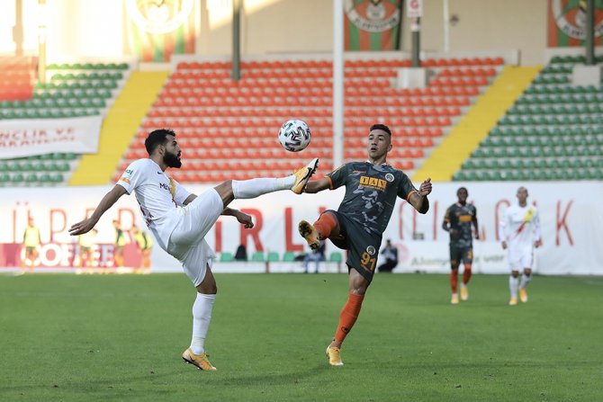 Süper Lig: Aytemiz Alanyaspor: 1 - Yeni Malatyaspor: 1 (Maç Sonucu)