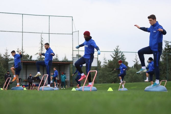 Trabzonspor, Galatasaray Maçı Hazırlıklarına Başladı