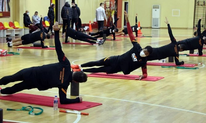 Galatasaray’da Trabzonspor Mesaisi Devam Etti