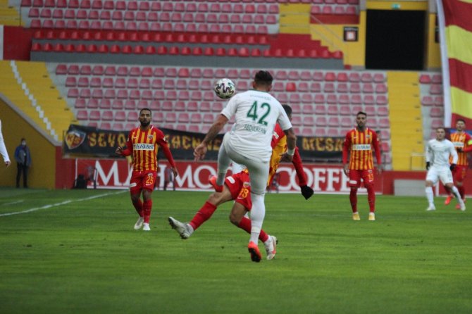 İlk Yarıda Tek Gol Var