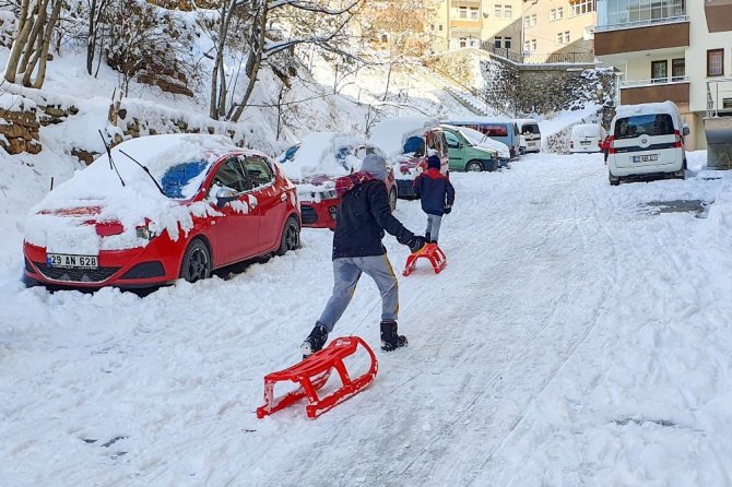 Kar Yağışına En Çok Onlar Sevindi