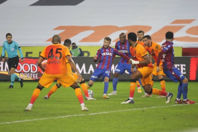 Galatasaray, Trabzonspor’u 2-0 Mağlup Etti