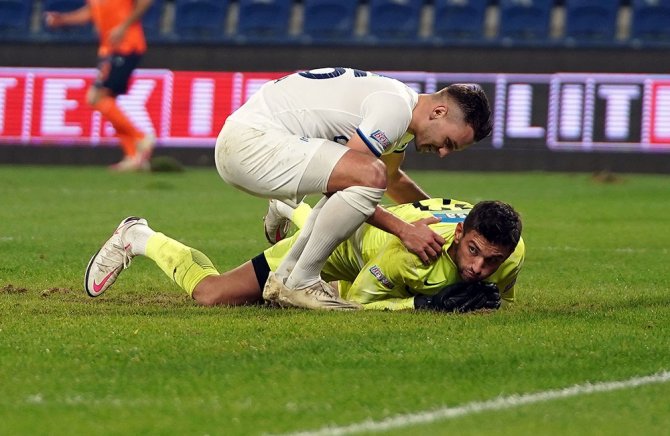 Süper Lig: Medipol Başakşehir: 2 - Kasımpaşa: 2 (Maç Sonucu)