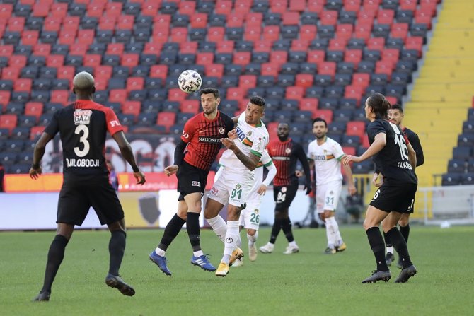 Alanyaspor, Haftalar Sonra Liderliği Kaptırdı