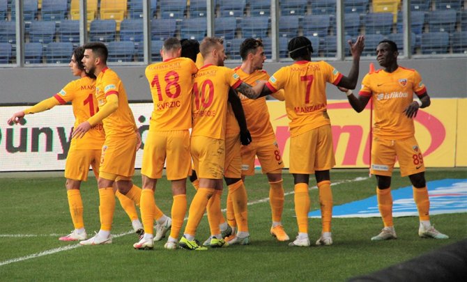 Gençlerbirliği: 1 - Kayserispor: 1 (İlk Yarı)