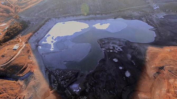 Sular Çekildi, Mezarlar 50 Yıl Sonra Ortaya Çıktı