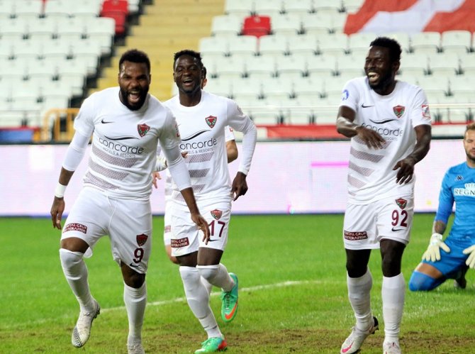 Ft Antalyaspor: 0 - Atakaş Hatayspor: 5 (İlk Yarı)