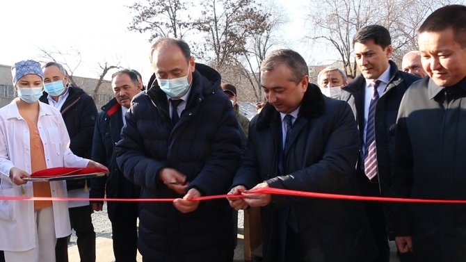 Kırgızistan’da Özbekistan’ın Covid-19 Hastaları İçin Yaptırdığı İki Hastane Daha Açıldı