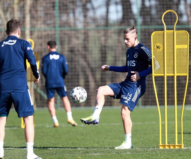 Fenerbahçe’de Kasımpaşa Maçı Hazırlıkları Devam Etti