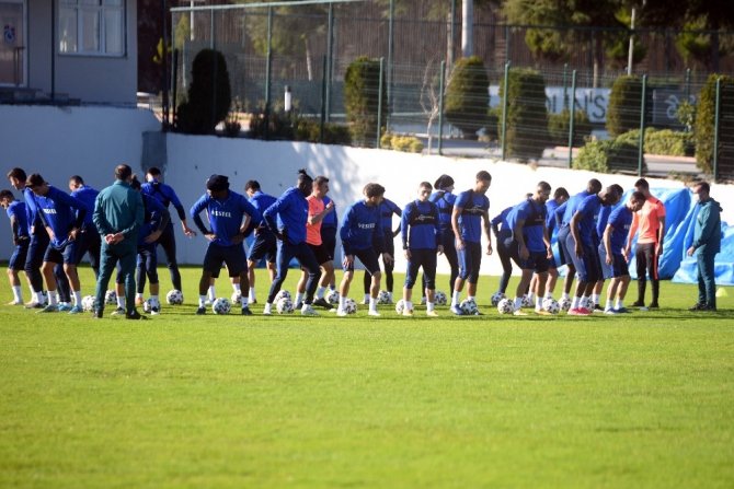 Trabzonspor, Fatih Karagümrük Maçı Hazırlıklarını Sürdürdü