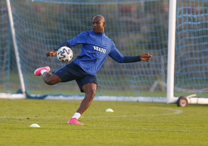 Trabzonspor Forvet Hattını Kader Maçları Bekliyor