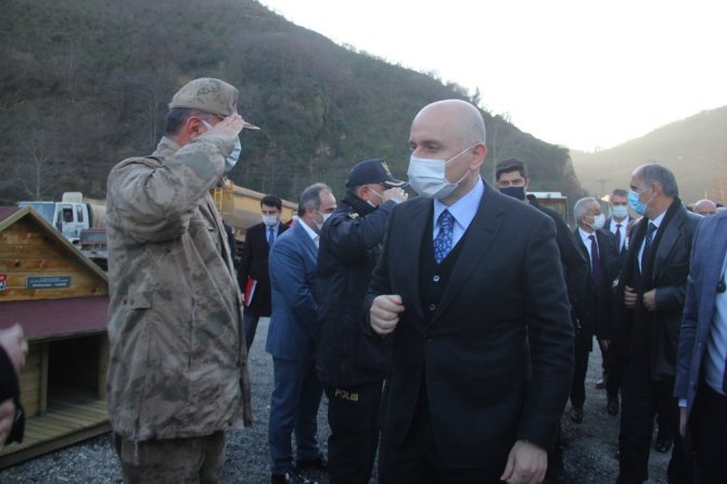 Ulaştırma Ve Altyapı Bakanı Adil Karaismailoğlu Giresun’un Dereli İlçesinde İncelemelerde Bulundu