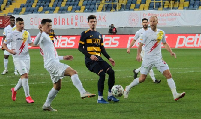 Süper Lig: Mke Ankaragücü: 3 - Yeni Malatyaspor: 1 (Maç Sonucu)