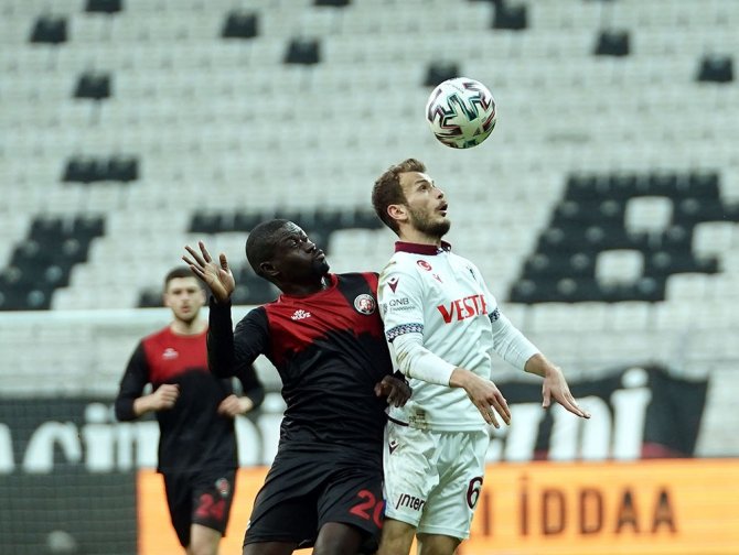 Süper Lig: Fatih Karagümrük: 1 - Trabzonspor: 2 (Maç Sonucu)