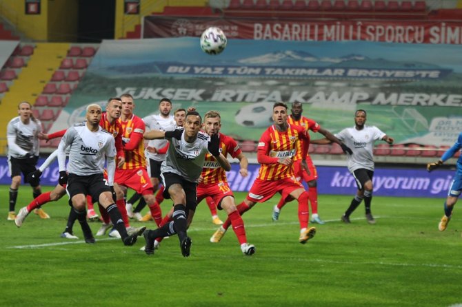Süper Lig: Kayserispor: 0 - Beşiktaş: 2 (Maç Sonucu)