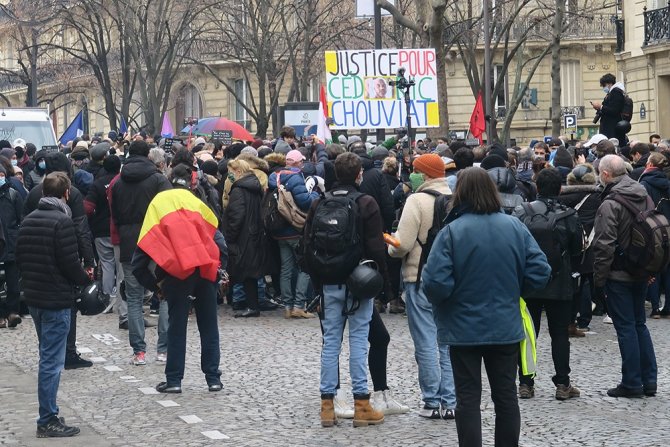 Paris’te Polis Şiddeti Karşıtı Protesto