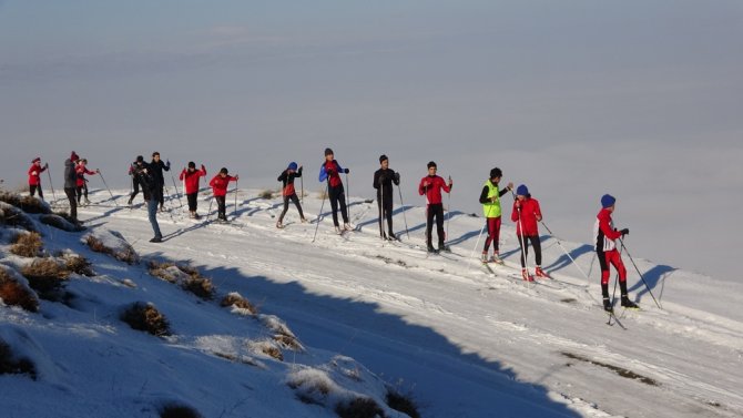 Kayakçılar Yarışlara Yüksek Kesimlerde Hazırlanıyor