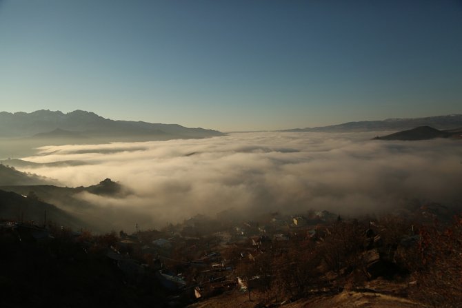 Tunceli’de Sis Denizi, Şehir Kayboldu