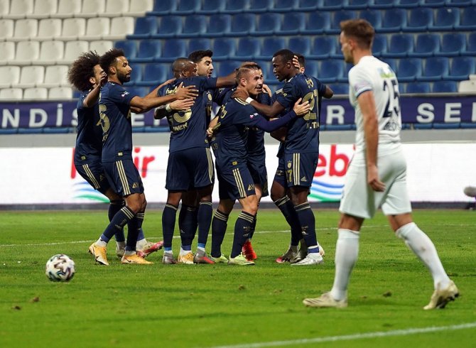 Süper Lig: Kasımpaşa: 0 - Fenerbahçe: 1 (Maç Devam Ediyor)
