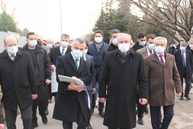 “Böyle Bir Ayrımcı Yaklaşım Sadece Ahlaken Ve Siyaseten Değil Hukuken De Yanlış"