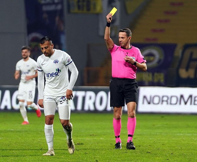 Süper Lig: Kasımpaşa: 0 - Fenerbahçe: 3 (Maç Sonucu)