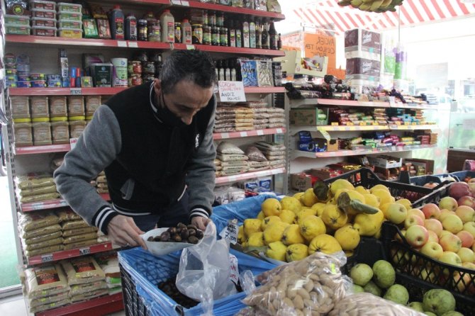Antalya’da “Avokado Çekirdeğini Getir, İstediğini Götür” Kampanyası