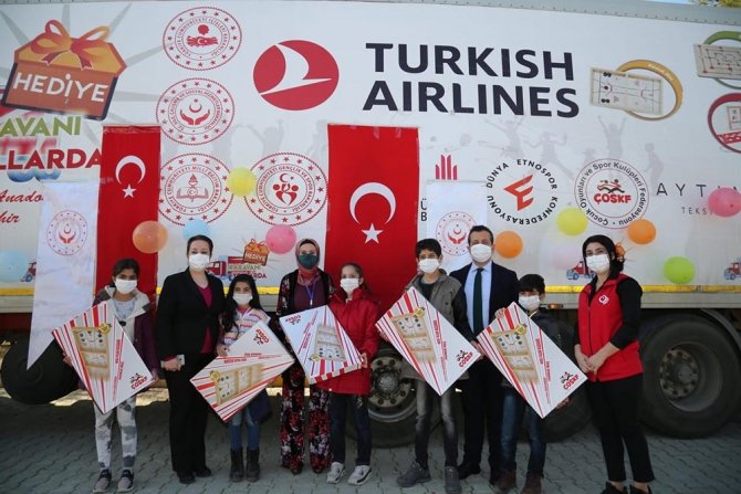 Hediye Karavanının 13. Durağı Mardin Oldu