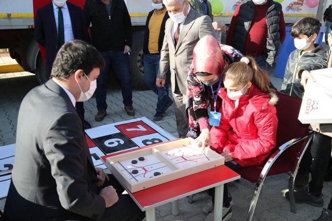 Hediye Karavanının 13. Durağı Mardin Oldu