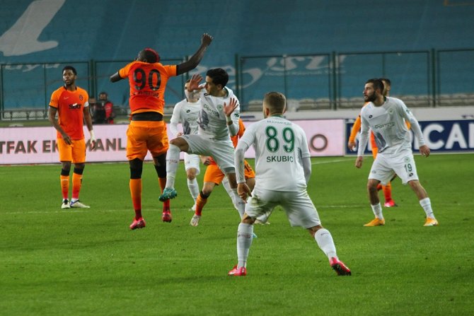 Konyaspor: 1 - Galatasaray: 1 (İlk Yarı)