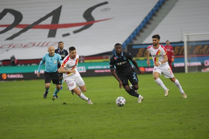 Süper Lig: Trabzonspor: 1 - Göztepe: 0 (Maç Sonucu)