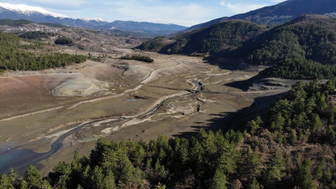 Bursa’nın Su İhtiyacını Karşılayan Barajda Su Oranı Yüzde 5’e Düştü