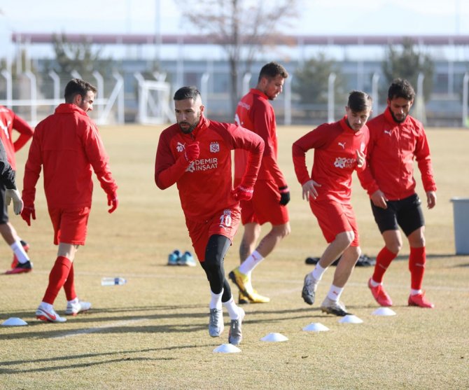Sivasspor’da Gaziantep Fk Mesaisi Sürüyor