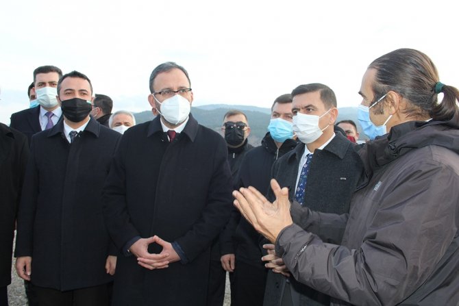 Gençlik Ve Spor Bakanı Kasapoğlu: “Salda Gölü Bizim İçin Önemli Bir Hazine”