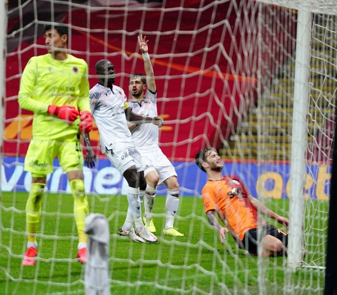 Süper Lig: Galatasaray: 6 - Gençlerbirliği: 0 (Maç Sonucu)