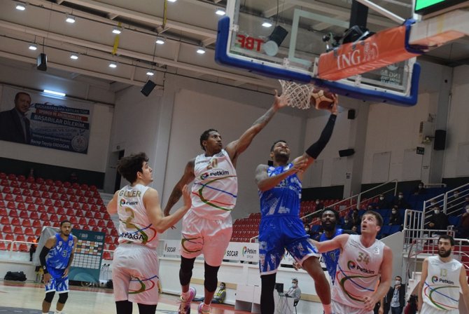 Aliağa Petkim Spor: 98 - Büyükçekmece Basketbol: 77