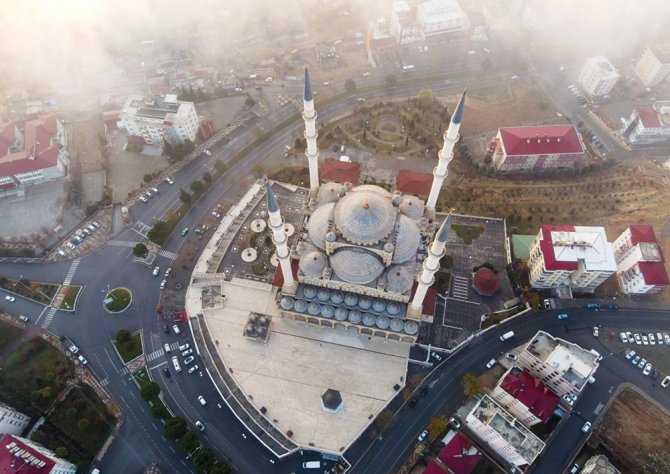 Abdulhamid Han Camii’nin Kartpostallık Görüntüleri