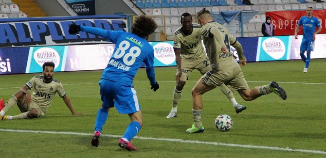 Bb Erzurumspor: 0 - Fenerbahçe: 1 (İlk Yarı)