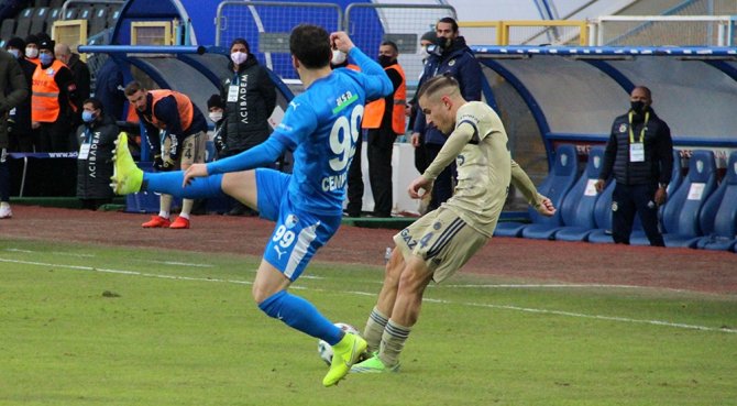 Bb Erzurumspor: 0 - Fenerbahçe: 1 (İlk Yarı)
