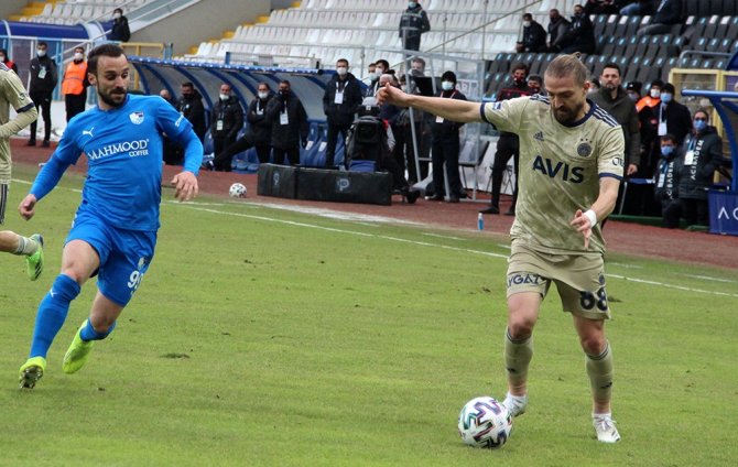 Bb Erzurumspor: 0 - Fenerbahçe: 1 (İlk Yarı)