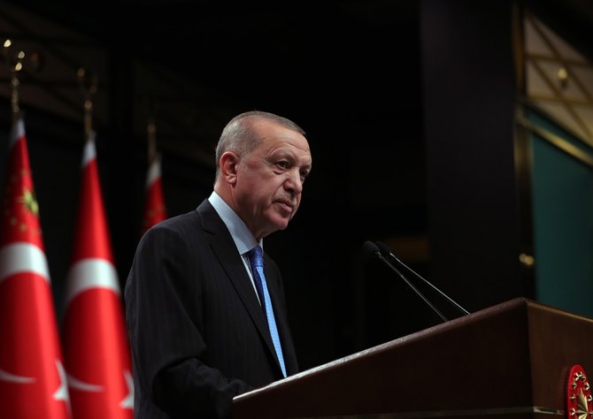 Cumhurbaşkanı Erdoğan: “Sözde Genel Başkanı Milletimizin İrfanına Havale Ediyoruz”
