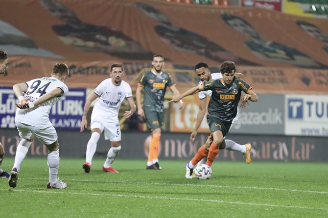Süper Lig: Aytemiz Alanyaspor: 1 - Kasımpaşa: 2 (Maç Sonucu)
