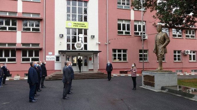 Trabzon’daki Yaklaşık 600 Okulda Bu Sabah İstiklal Marşı Okundu