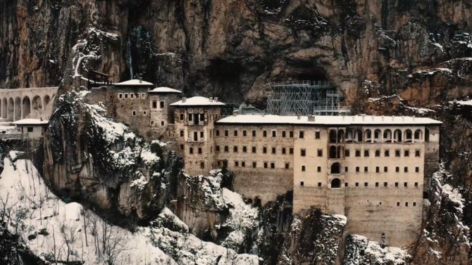 Sümela Manastırı’na Ziyaretçi Yasağı Mart Ayına Kadar Sürecek
