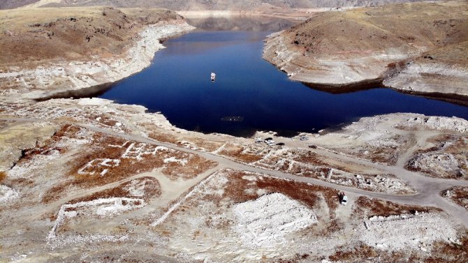 Kayseri’de Kuraklık Arttı, Yamula Barajı’nda Su Seviyesi İyice Azaldı