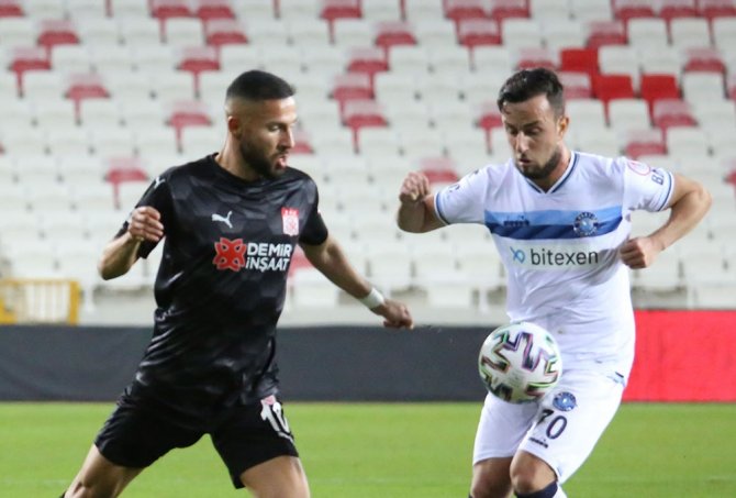 Ziraat Türkiye Kupası: D.g. Sivasspor: 1 - Adana Demirspor: 1 (İlk Yarı)