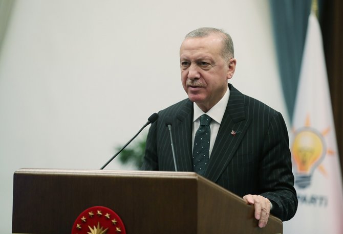 Cumhurbaşkanı Erdoğan, “Zerre Kadar Onuru Olsa O Koltuktan Çekip Giderdi”