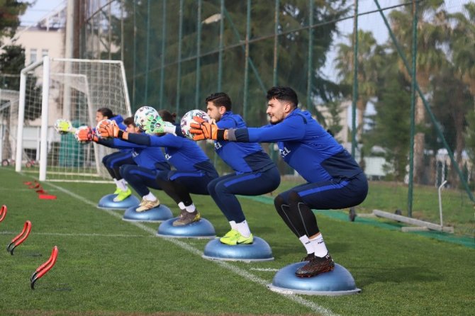 Süper Lig’in En Değerli Kalecisi Trabzonspor’da